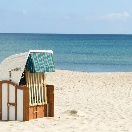 Haus Brandenburg 37 - Strandnah Goehren (Ruegen)